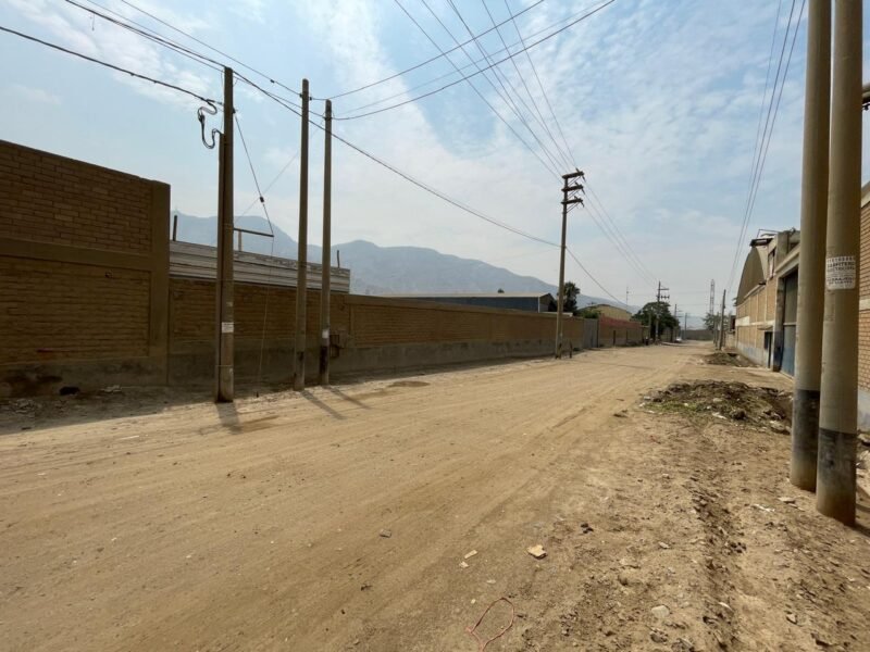 Terreno Industrial I2 (Industria Liviana) de 10,529 m² en Venta en Cajamarquilla