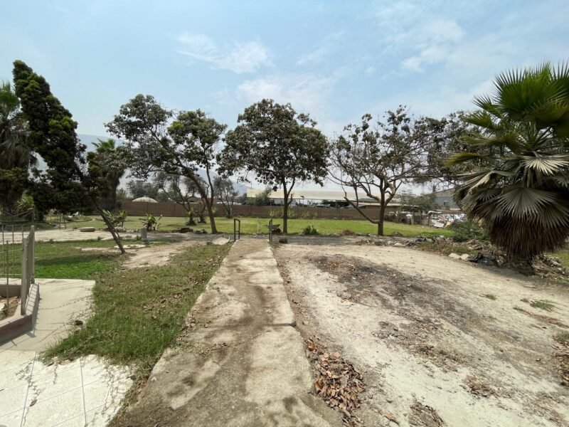Terreno Industrial I2 (Industria Liviana) de 10,529 m² en Venta en Cajamarquilla