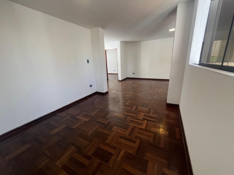 Atención Inversionistas! Dpto de 122 m² + Acceso Externo a 118 m² de Aires (Tmb Para Zona de Rélax)