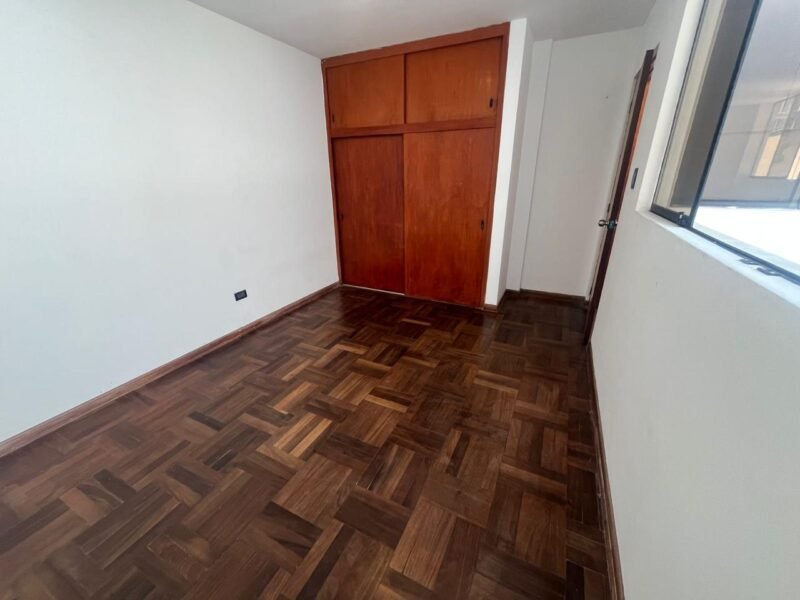 Atención Inversionistas! Dpto de 122 m² + Acceso Externo a 118 m² de Aires (Tmb Para Zona de Rélax)
