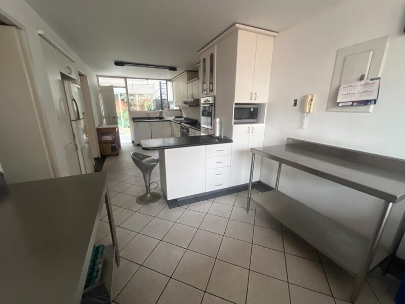 Higuereta - Casa con 2 Jardines, 4 Dorm. 2 Cocheras