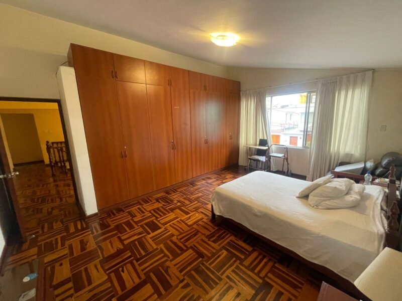 Higuereta - Casa con 2 Jardines, 4 Dorm. 2 Cocheras