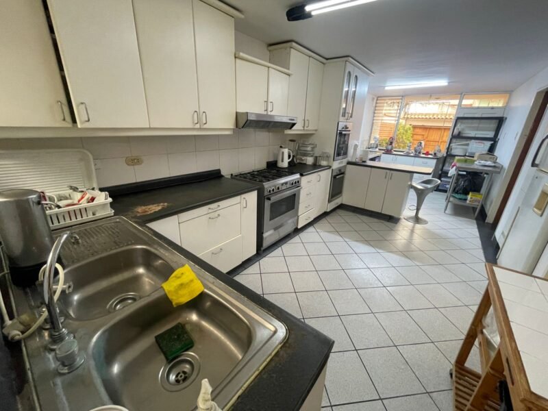 Higuereta - Casa con 2 Jardines, 4 Dorm. 2 Cocheras